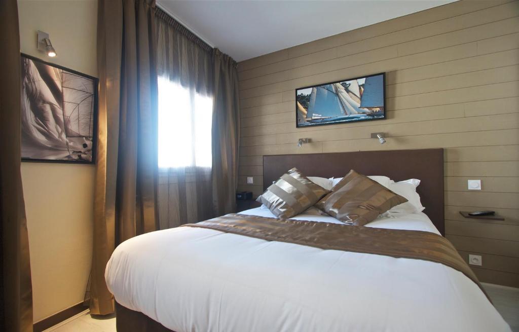 Hotel L'Ostrea Ла-Триніте-сюр-Мер Екстер'єр фото